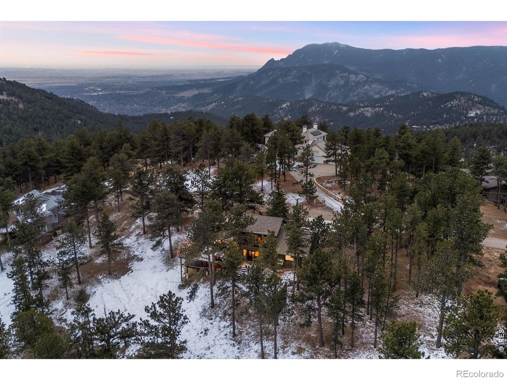 93 Hawk Lane, Boulder, CO 80304
