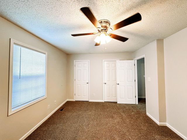 108 Ballygar St Apt E, Clarksville, TN 37043