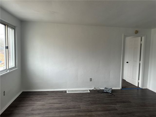 203 Rodilin Dr, Penn Hills, PA 15235