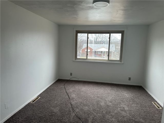 203 Rodilin Dr, Penn Hills, PA 15235