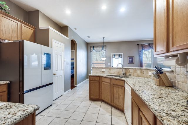 1204 Stonehedge Place, Flower Mound, TX 75028