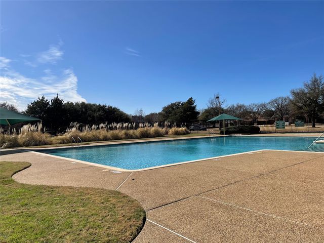 1204 Stonehedge Place, Flower Mound, TX 75028