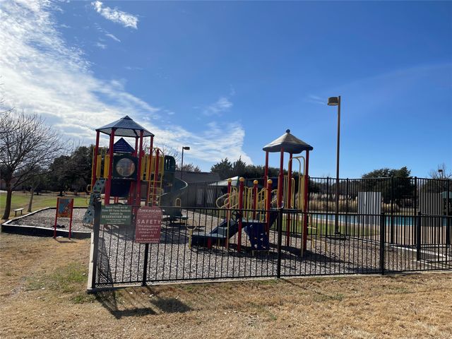 1204 Stonehedge Place, Flower Mound, TX 75028