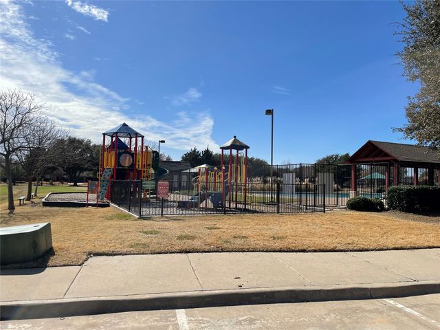 1204 Stonehedge Place, Flower Mound, TX 75028