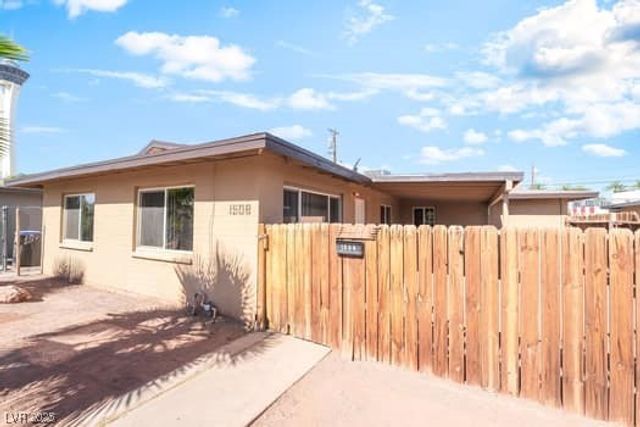 1506 Rexford Place, Las Vegas, NV 89104