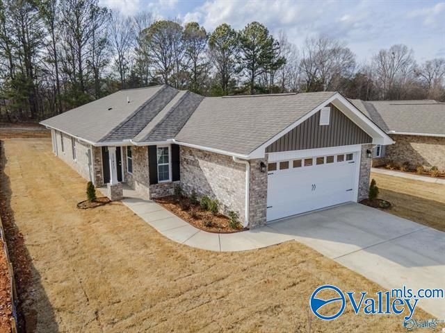 15298 Lapwing Cove, Athens, AL 35611