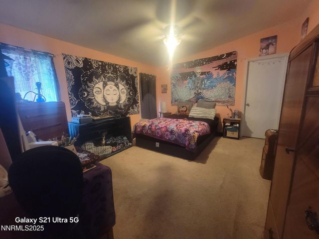 2825 Winnemucca St, Silver Springs, NV 89429