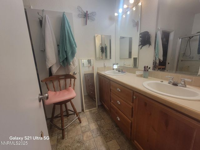 2825 Winnemucca St, Silver Springs, NV 89429