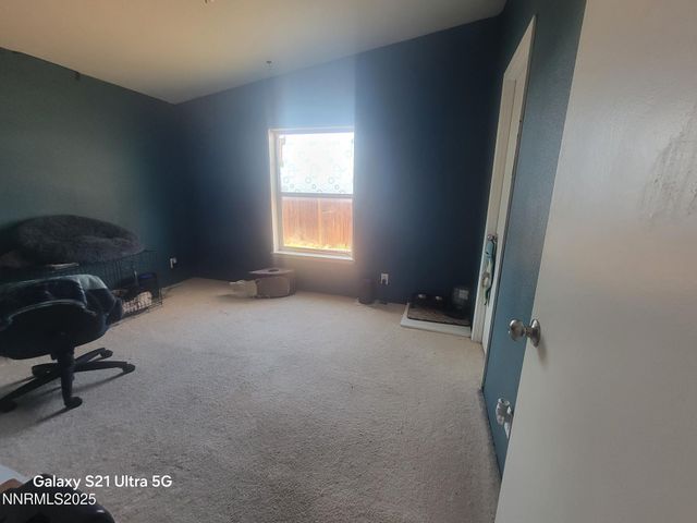 2825 Winnemucca St, Silver Springs, NV 89429