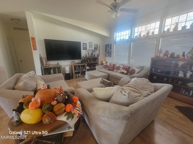 2825 Winnemucca St, Silver Springs, NV 89429