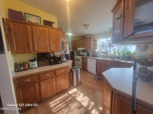 2825 Winnemucca St, Silver Springs, NV 89429