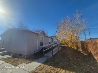 2825 Winnemucca St, Silver Springs, NV 89429