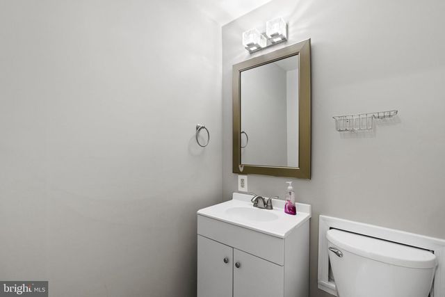 8629 BRAXTED LN, Manassas, VA 20110