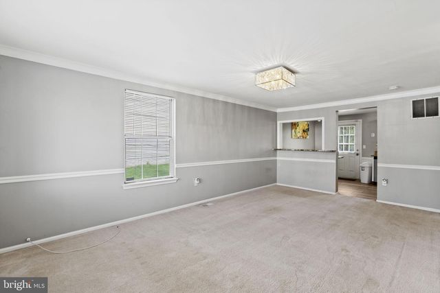 8629 BRAXTED LN, Manassas, VA 20110