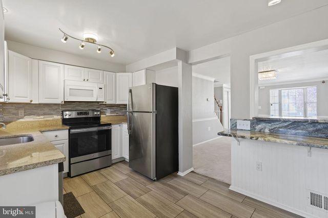 8629 BRAXTED LN, Manassas, VA 20110