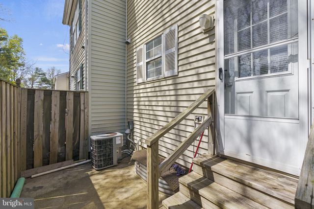 8629 BRAXTED LN, Manassas, VA 20110