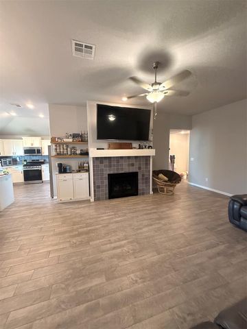 8608 NW 77th Street, Oklahoma City, OK 73132