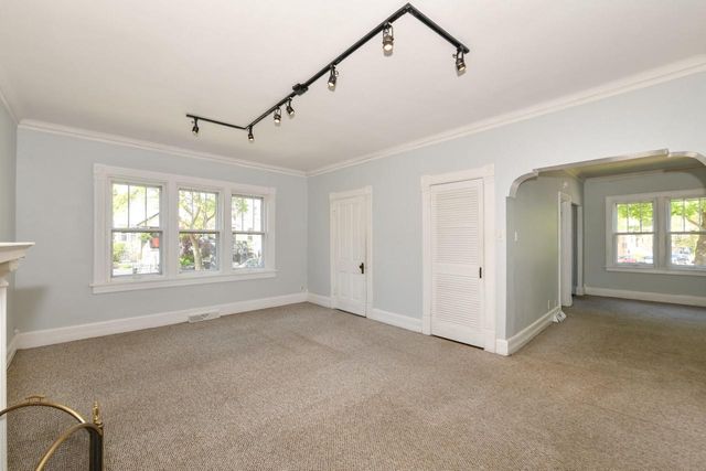 501 E Otjen STREET, Milwaukee, WI 53207