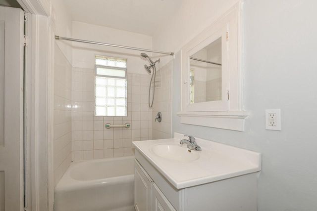 501 E Otjen STREET, Milwaukee, WI 53207