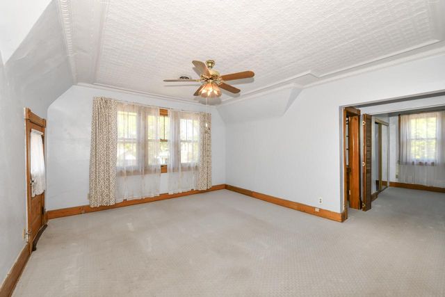 501 E Otjen STREET, Milwaukee, WI 53207