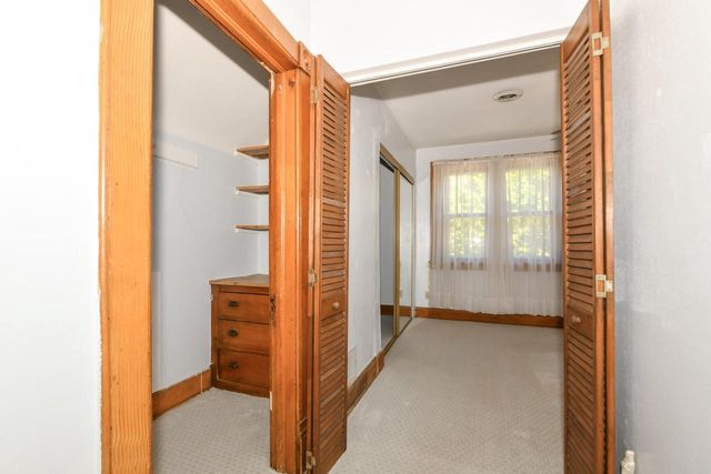 501 E Otjen STREET, Milwaukee, WI 53207