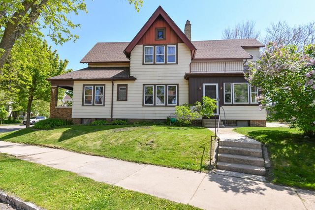 501 E Otjen STREET, Milwaukee, WI 53207