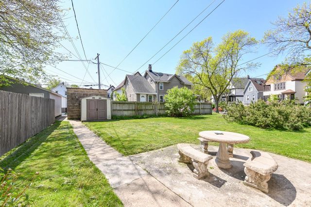 501 E Otjen STREET, Milwaukee, WI 53207