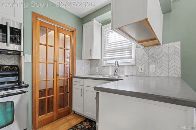 3131 McKinley Street, Dearborn, MI 48124