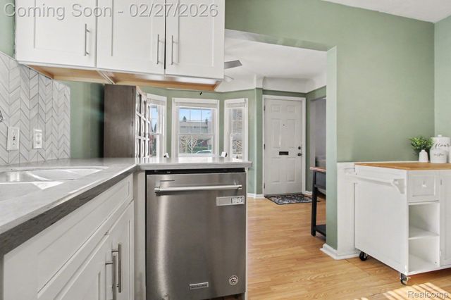 3131 McKinley Street, Dearborn, MI 48124