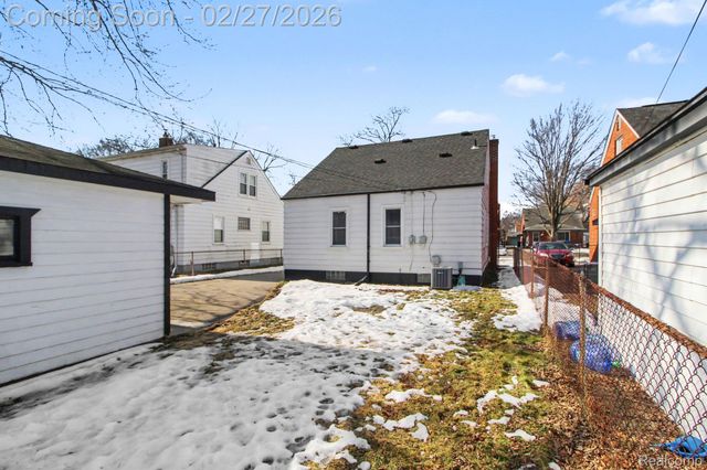 3131 McKinley Street, Dearborn, MI 48124