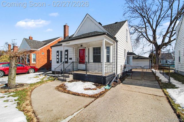 3131 McKinley Street, Dearborn, MI 48124