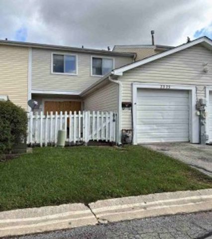 2323 Windsor Lane, Country Club Hills, IL 60478