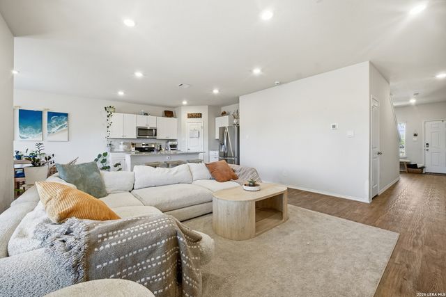 4819 Vogesite Path, San Antonio, TX 78253