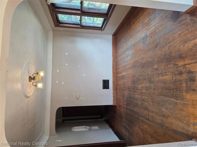 244 Lenox Street, Detroit, MI 48215