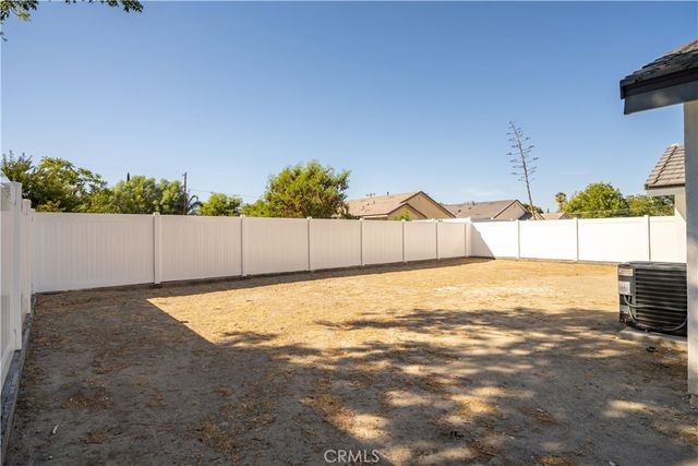 336 E Mead, San Jacinto, CA 92583