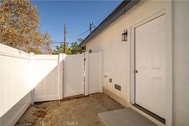 336 E Mead, San Jacinto, CA 92583