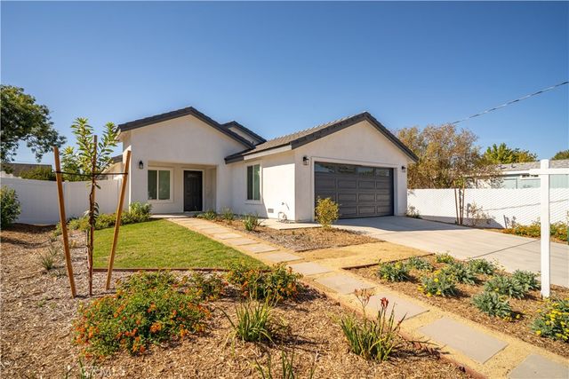 336 E Mead, San Jacinto, CA 92583