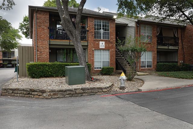 18333 Roehampton Drive 417, Dallas, TX 75252