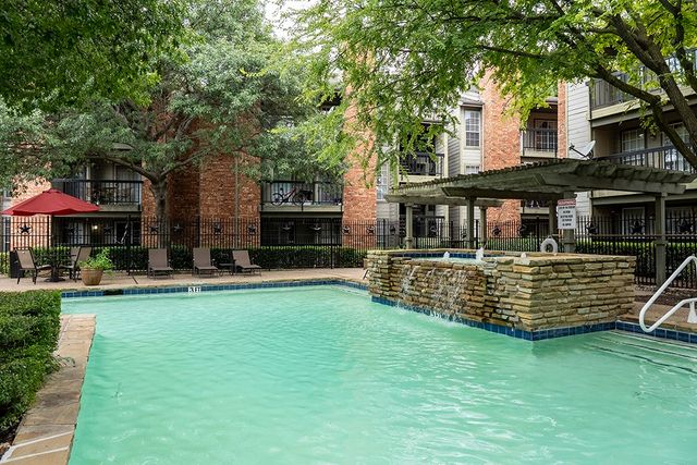 18333 Roehampton Drive 417, Dallas, TX 75252