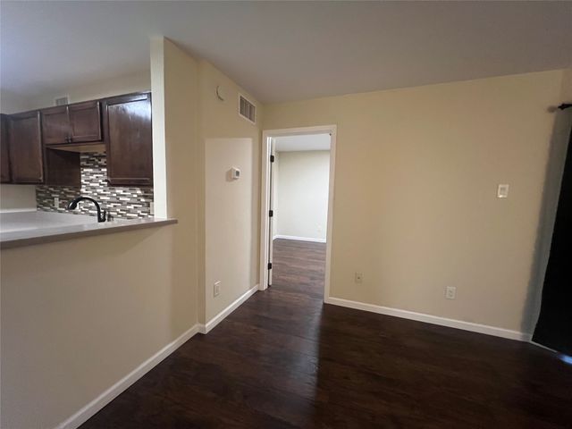 18333 Roehampton Drive 417, Dallas, TX 75252