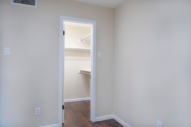 18333 Roehampton Drive 417, Dallas, TX 75252