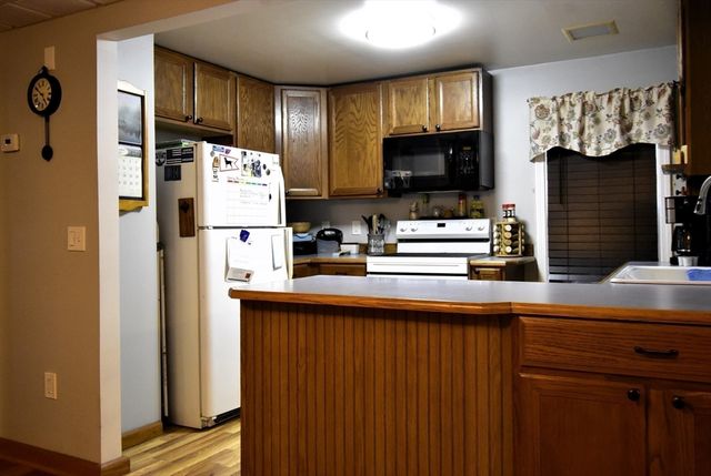 3 Elm Street, Oxford, MA 01540