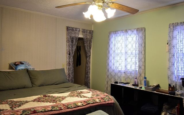 3 Elm Street, Oxford, MA 01540