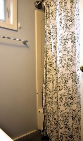 3 Elm Street, Oxford, MA 01540