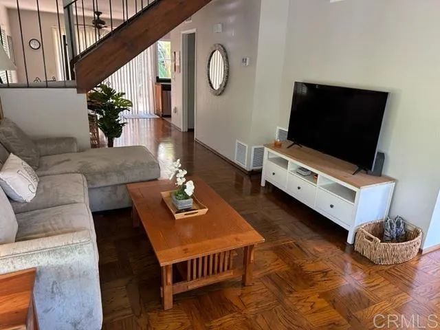 471 BAY MEADOWS Way, Solana Beach, CA 92075