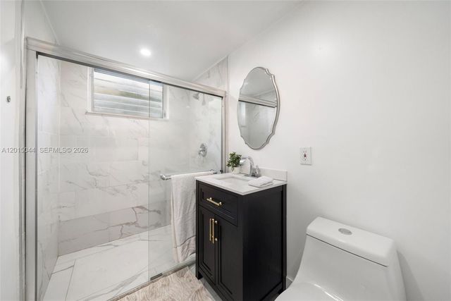 1125 99th St 9, Bay Harbor Islands, FL 33154