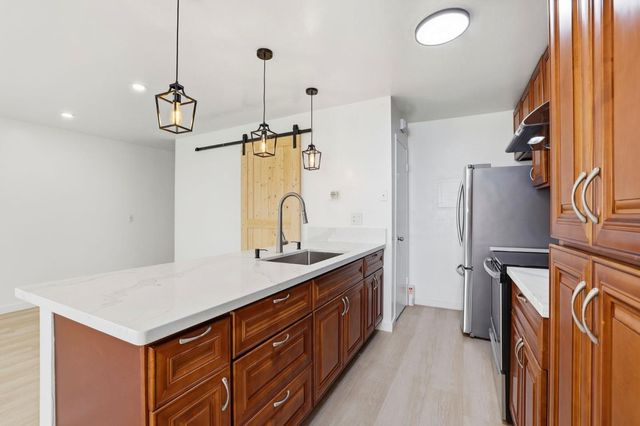 861 Wyman Way 2, San Jose, CA 95133