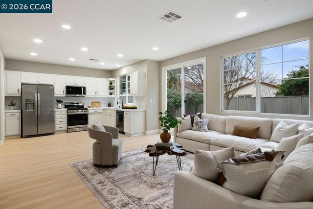 4632 Regis Dr, Tracy, CA 95377