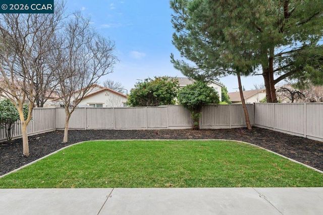 4632 Regis Dr, Tracy, CA 95377