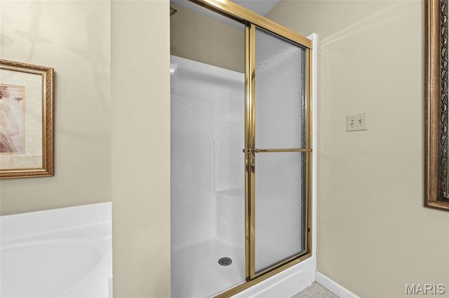 5004 Castlegate Lane, Godfrey, IL 62035